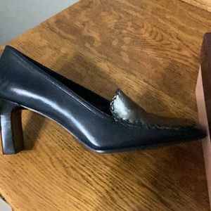 Antonio Melani navy blue shoes size 9M